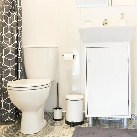 아파트 Balabanov White *