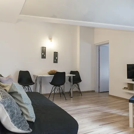 Apartment Balabanov White