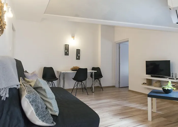 Apartamento Balabanov White